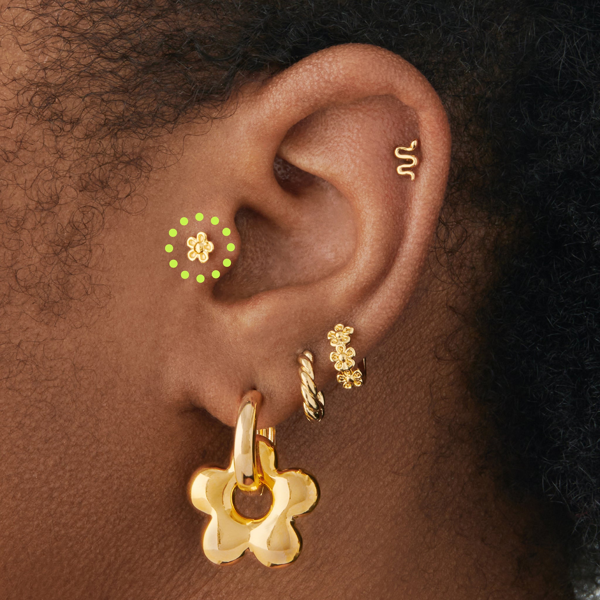 Daisy Flower Stud - STUDS