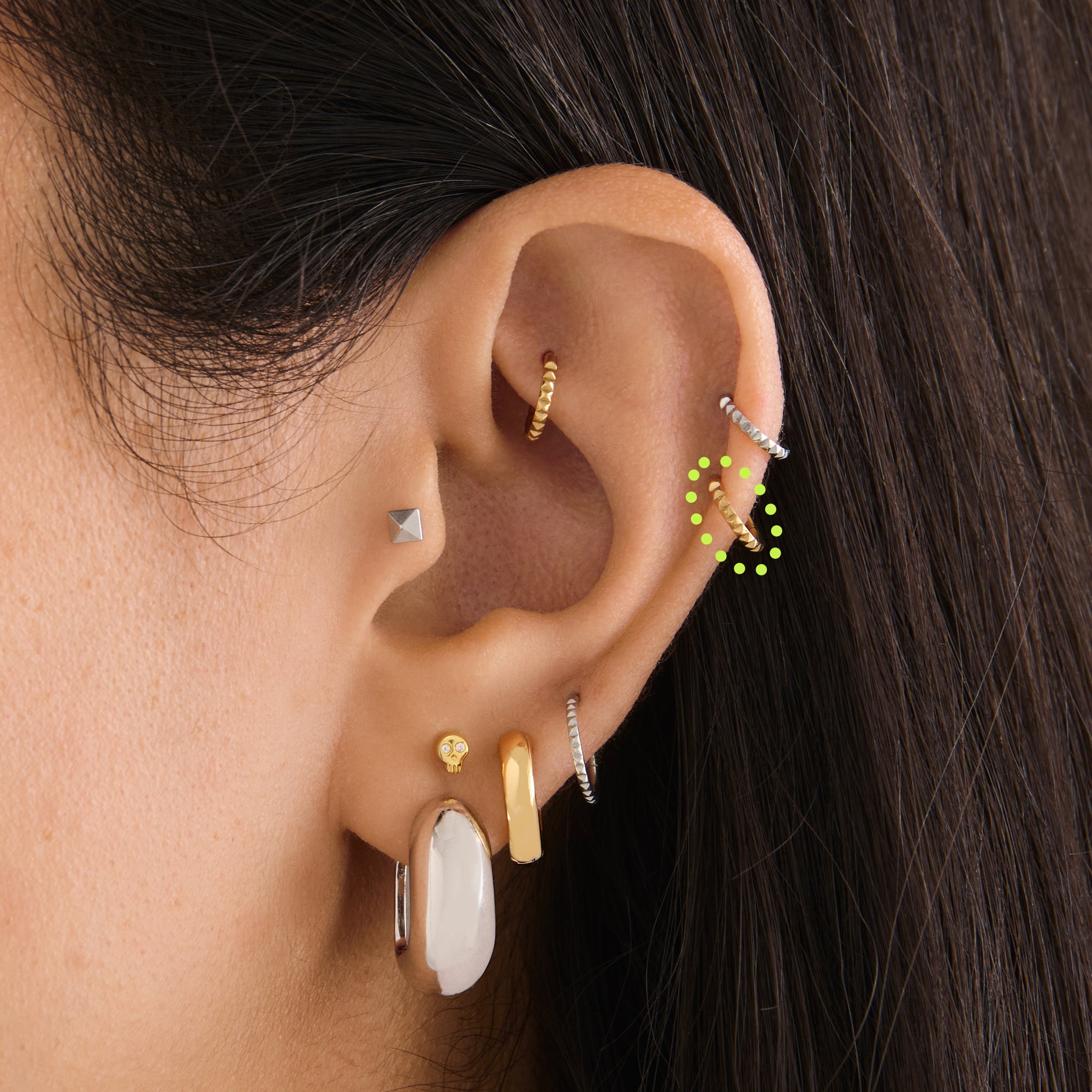 6mm Pyramid Clicker - STUDS