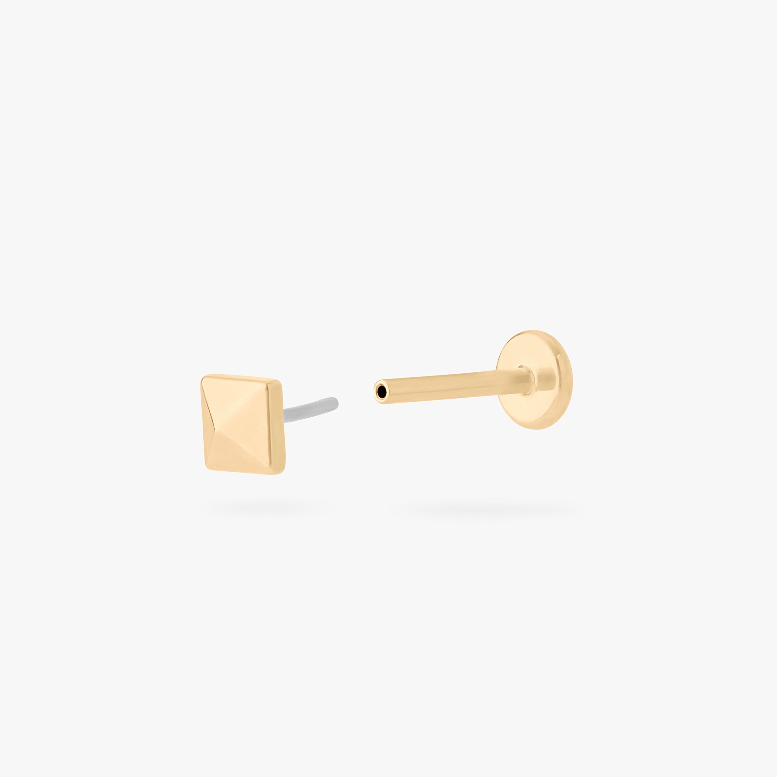 Pyramid Flatback Stud - STUDS