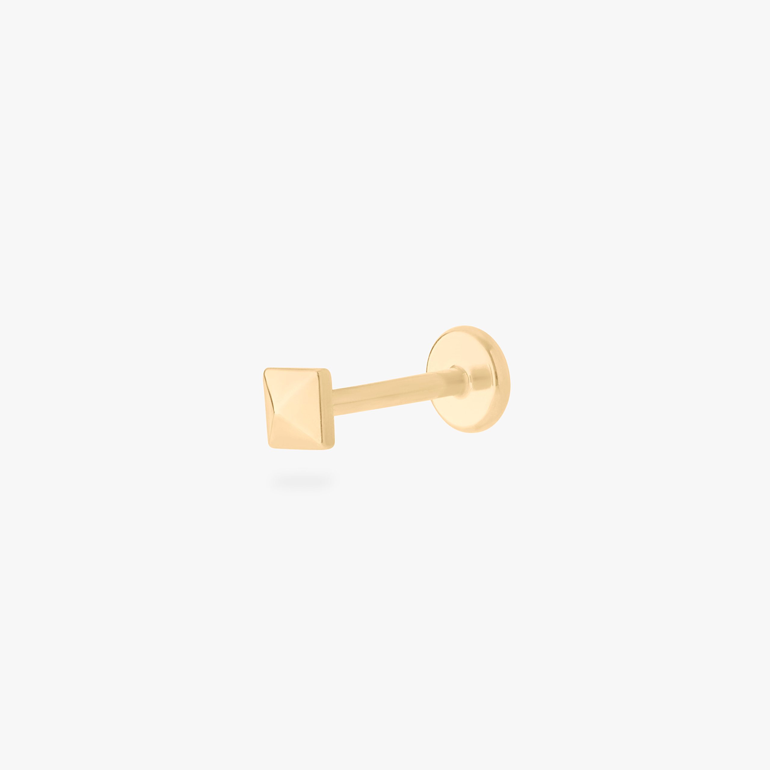 Pyramid Flatback Stud - STUDS