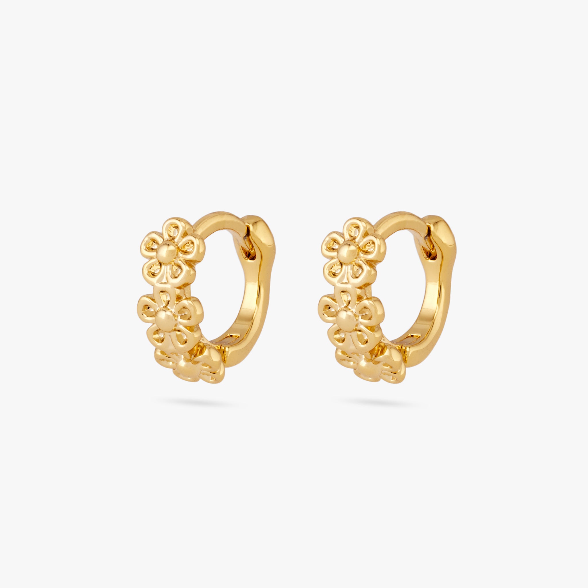 Daisy Flower Huggie - STUDS