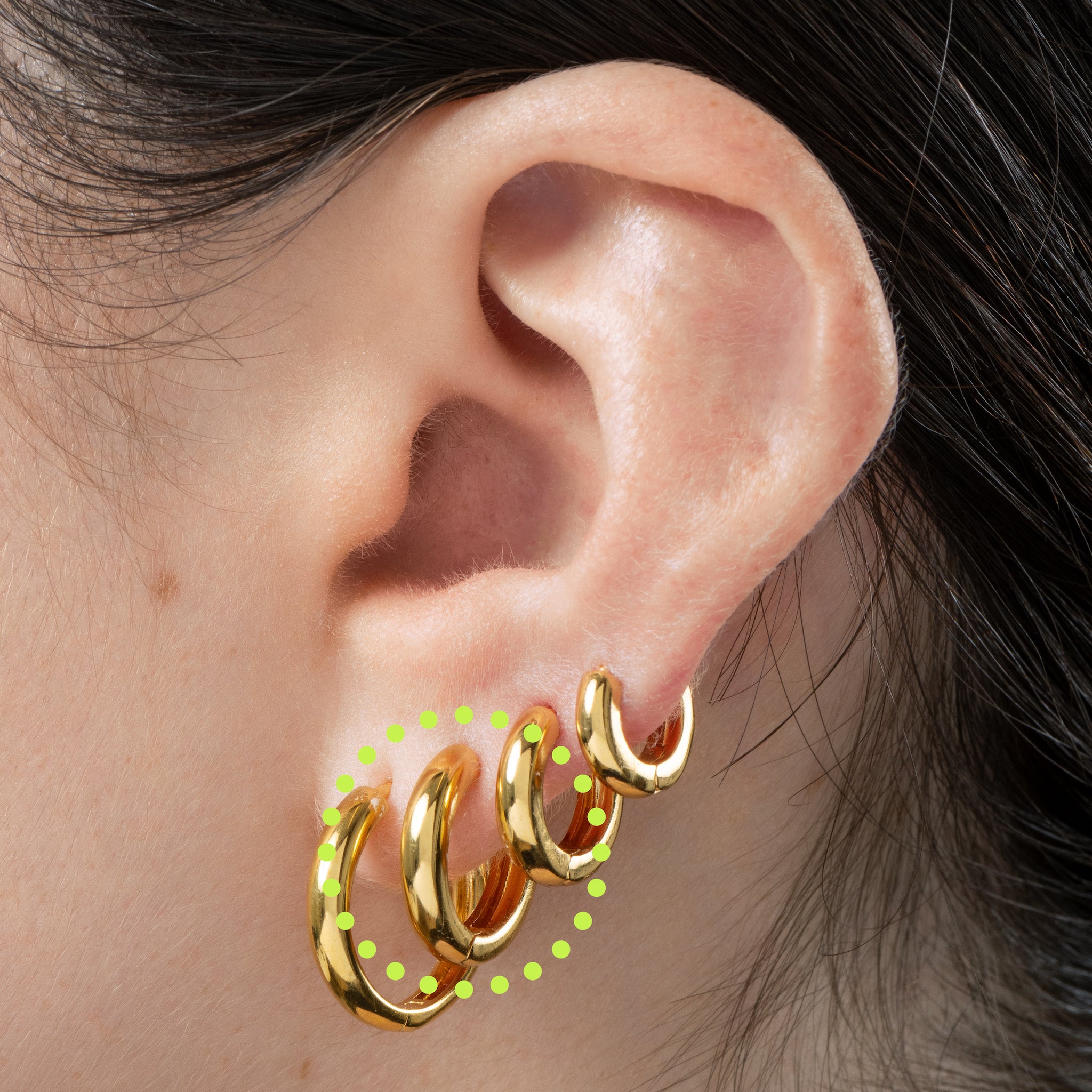 Small Chunky Huggie - STUDS